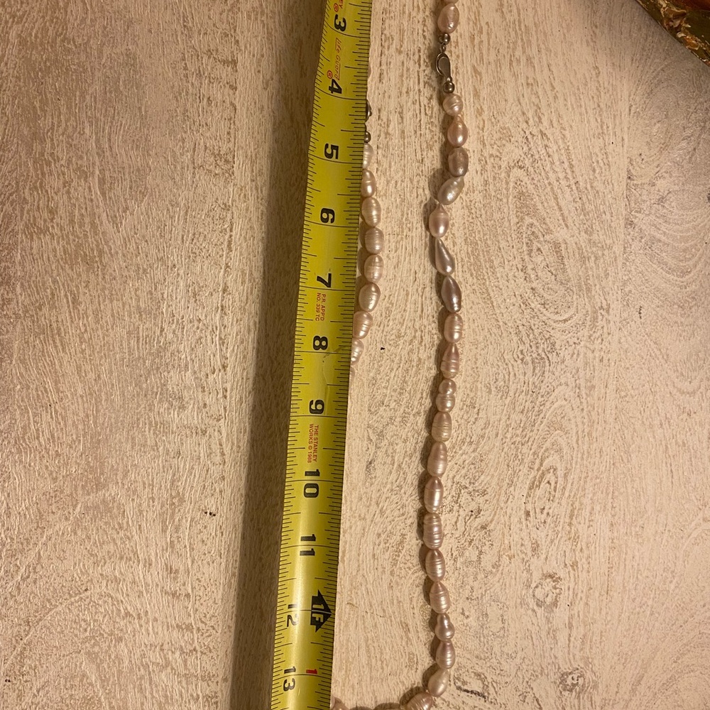 Elegant Pearl Necklace